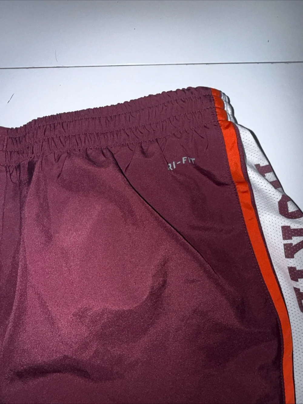 Virginia Tech Hokies Womens Maroon Nike Dri-Fit Running Shorts Sz Medium NCAA